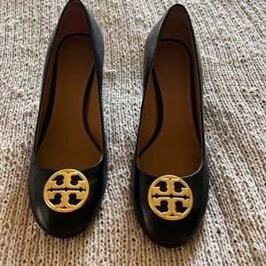 Tory Burch Black Wedges 8.5